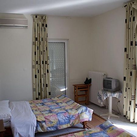 Miloi Rooms And Apartments Dış mekan fotoğraf