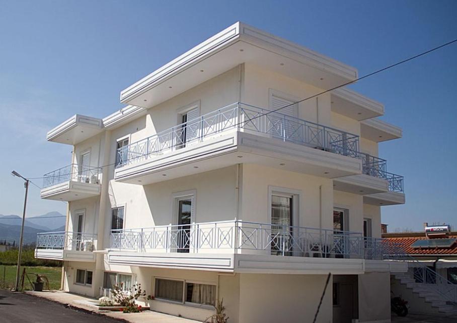 Miloi Rooms And Apartments Dış mekan fotoğraf