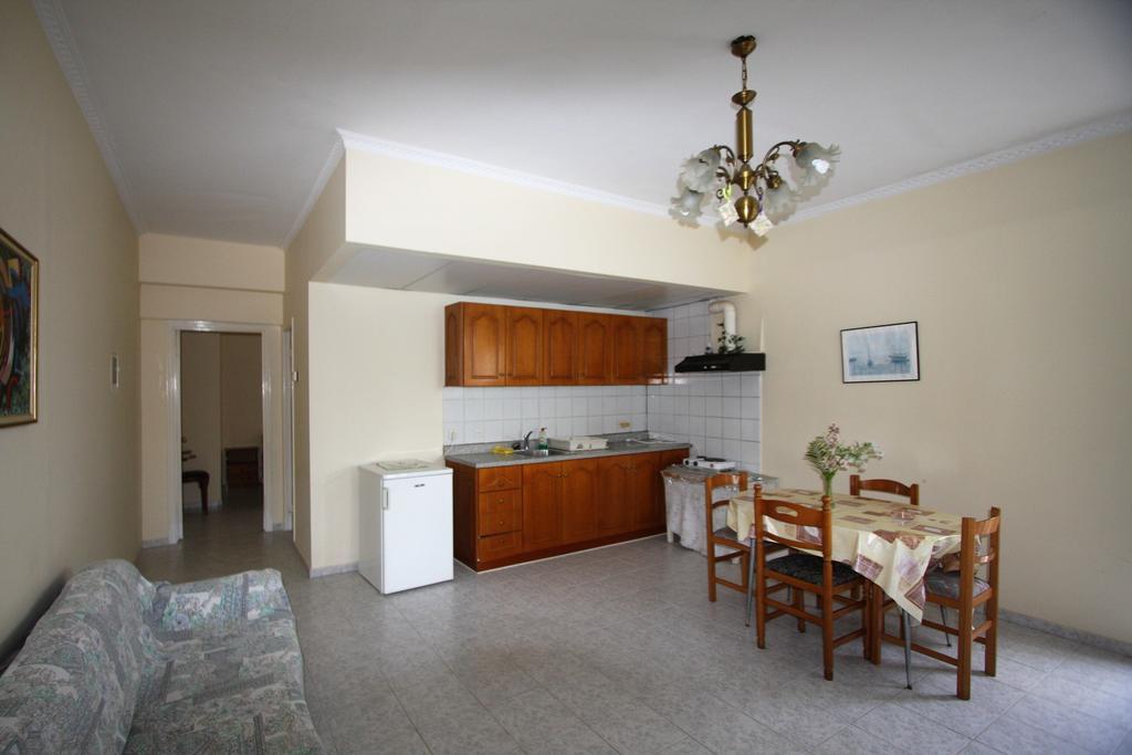 Miloi Rooms And Apartments Dış mekan fotoğraf