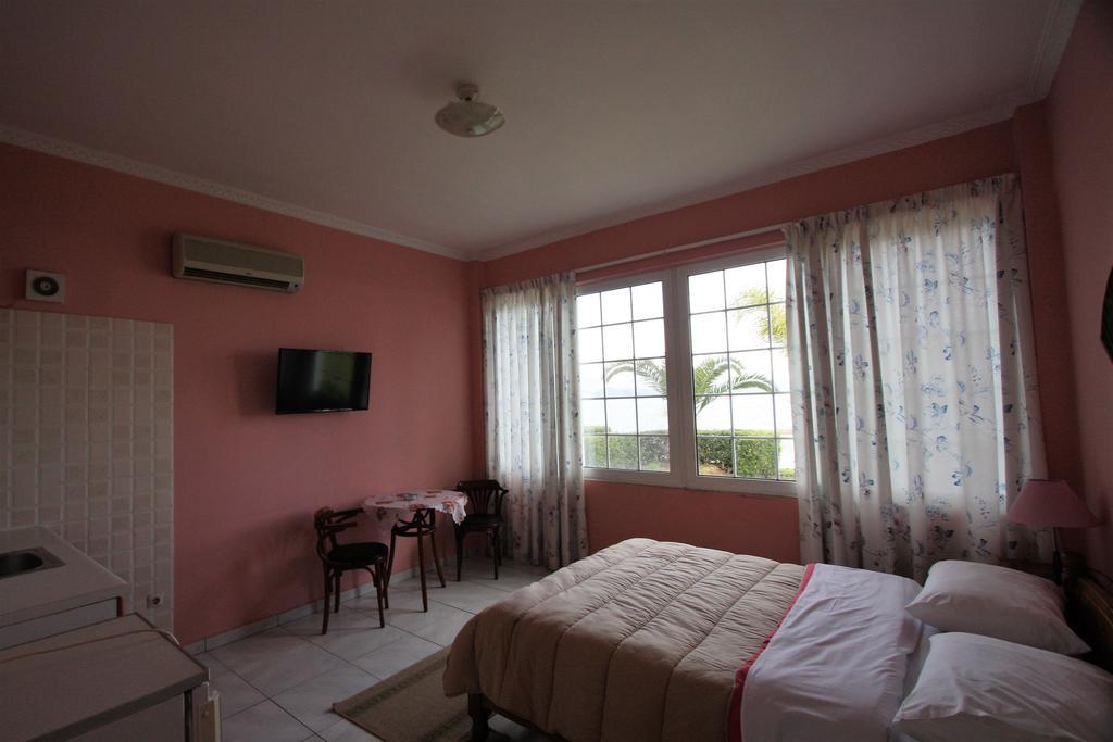 Miloi Rooms And Apartments Dış mekan fotoğraf